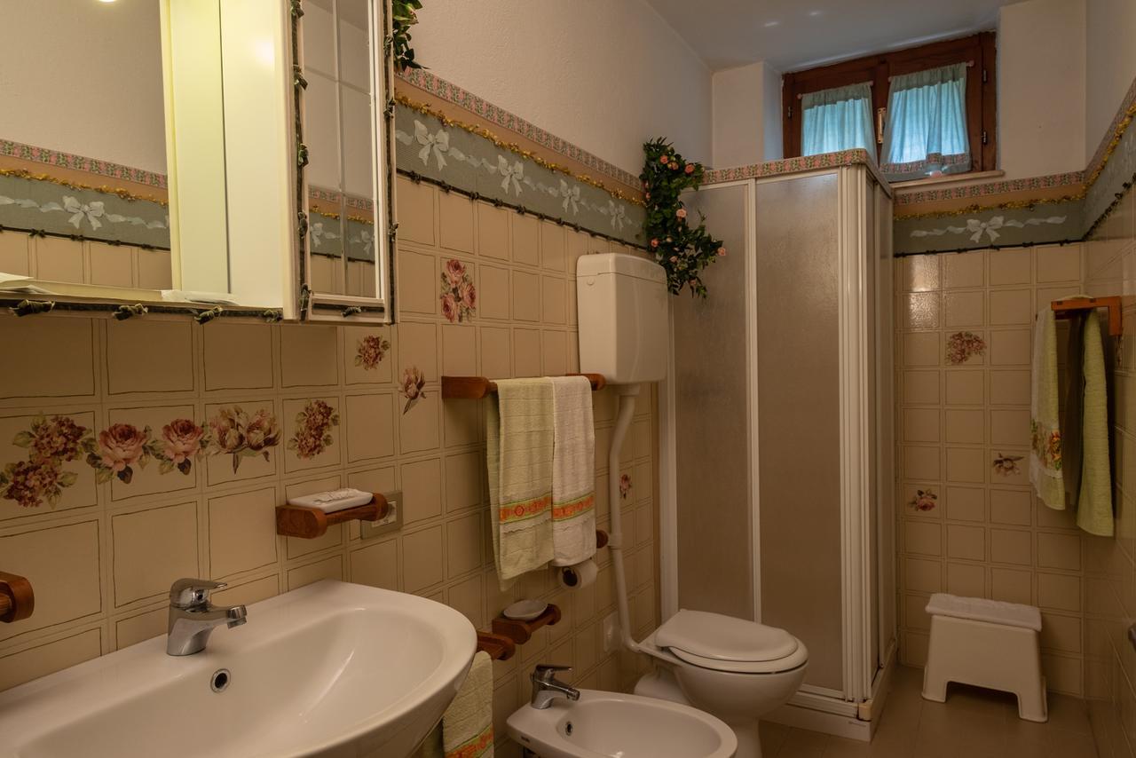 Ai Due Pini B&B Pescantina Exteriör bild